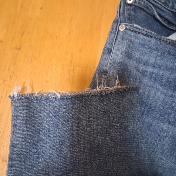 Everlane Way High Distressed Blue Jeans Size 27 Regular - Picture 6 of 8